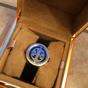 Tory butch small face watch